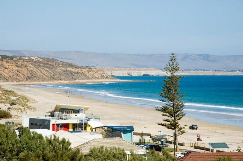Moana Beach Tourist Park エクステリア 写真