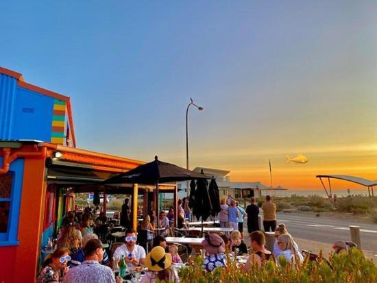 Moana Beach Tourist Park エクステリア 写真