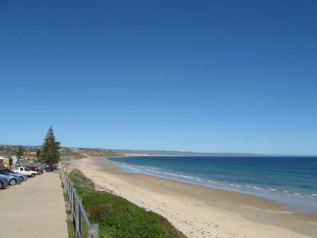 Moana Beach Tourist Park エクステリア 写真